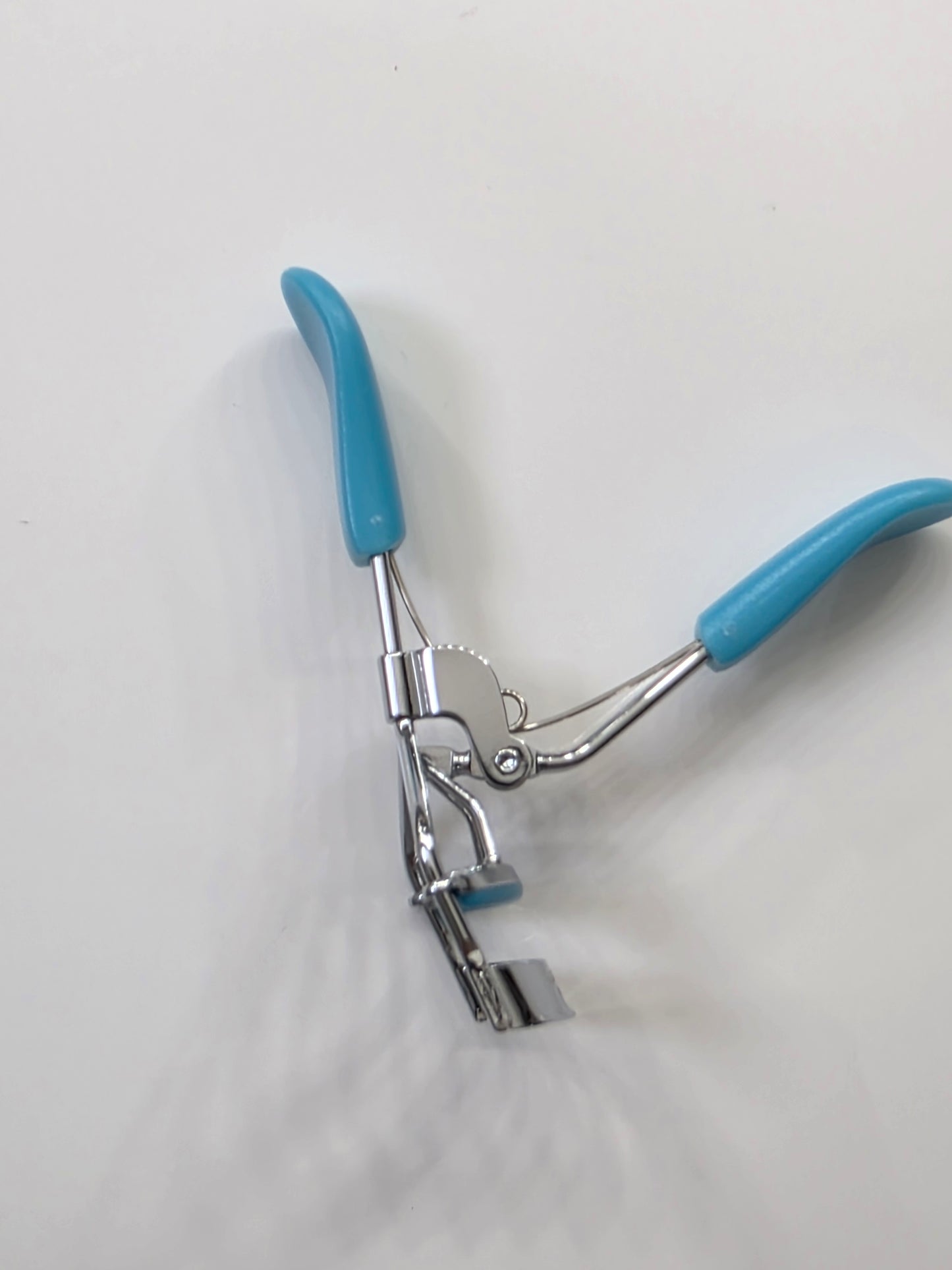 Divine Professional Lash Curler