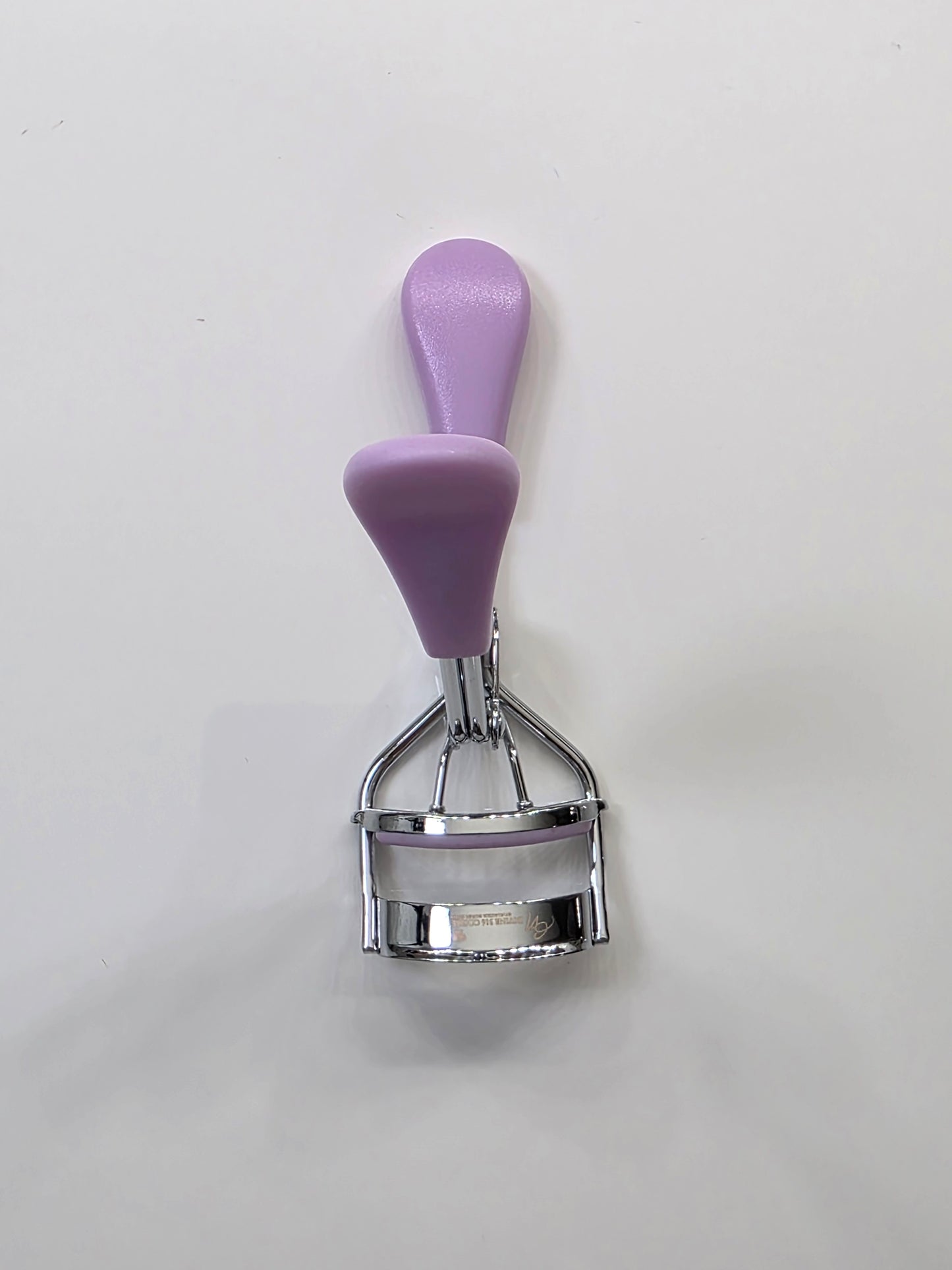 Divine Professional Lash Curler